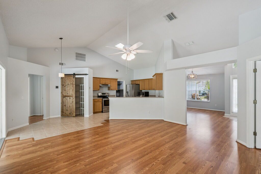 homes for sale Altamonte Springs FL 1351 American Elm Drive family room and kitchen