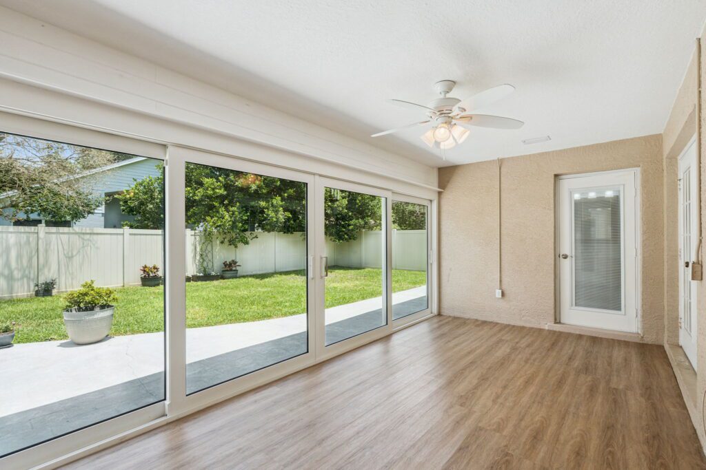 homes for sale Altamonte Springs FL 1351 American Elm Drive Florida room