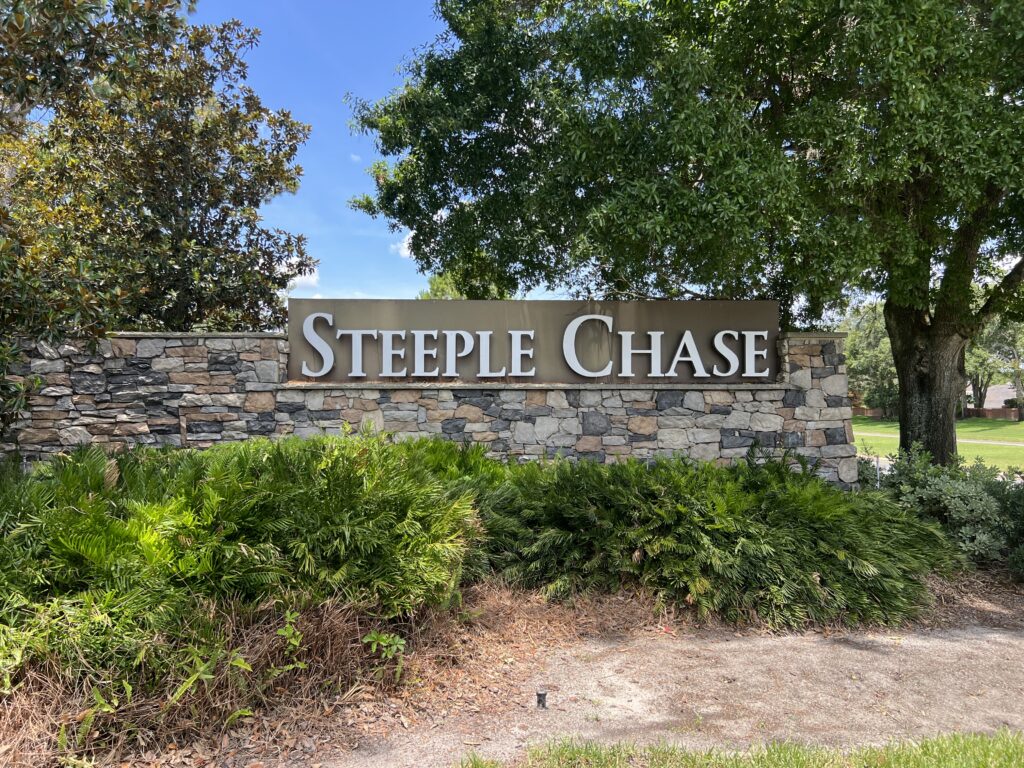 steeple chase lake mary fl entrance sign